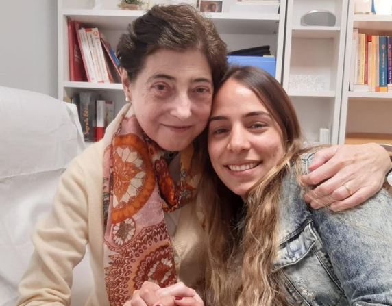 Joselyn, con la consagrada recientemente fallecida Isabel García de Vinuesa