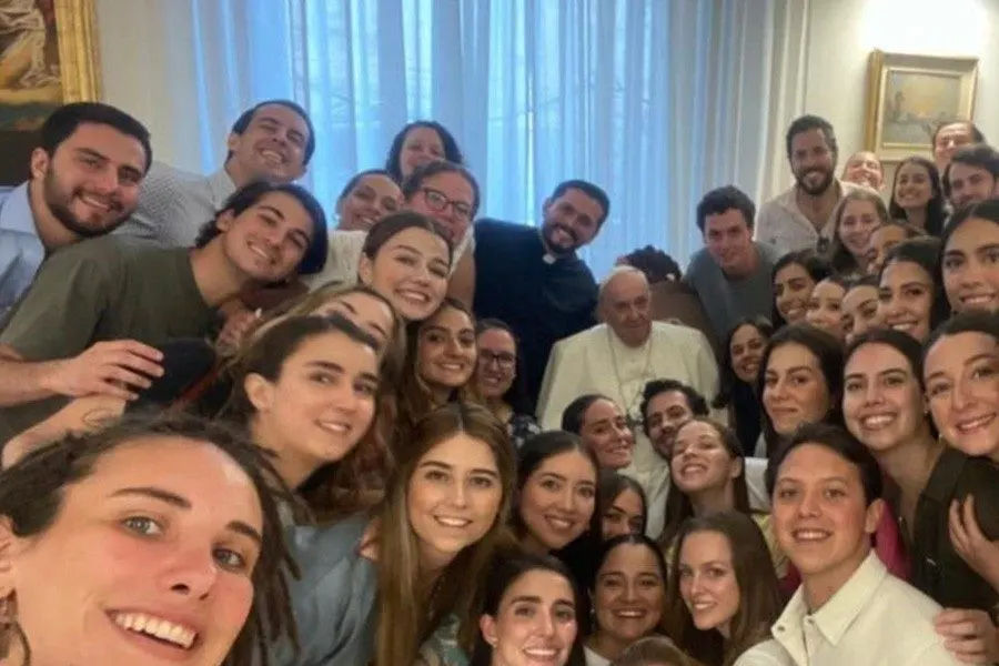 Jóvenes del Regnum Christi con el Papa Francisco, Heaven Spoiler