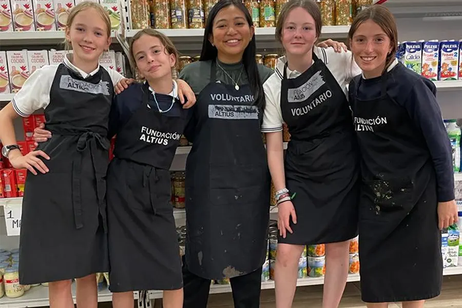 Colegios Regnum Christi apoyando a la fundación Altius, la obra social del Regnum Christi