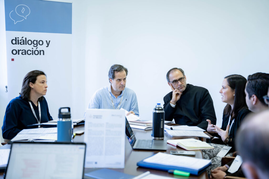 Grupos de trabajo durante la Convención General del Regnum Christi