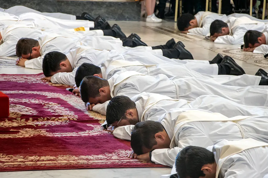 Ordenaciones sacerdotales de legionarios de Cristo