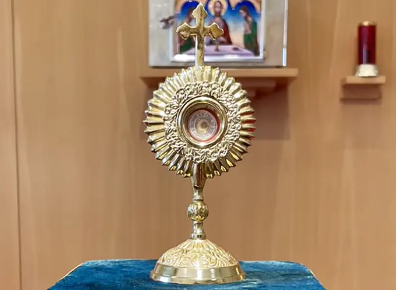 La reliquia de Santa Isabel de Hungría en la capilla del colegio