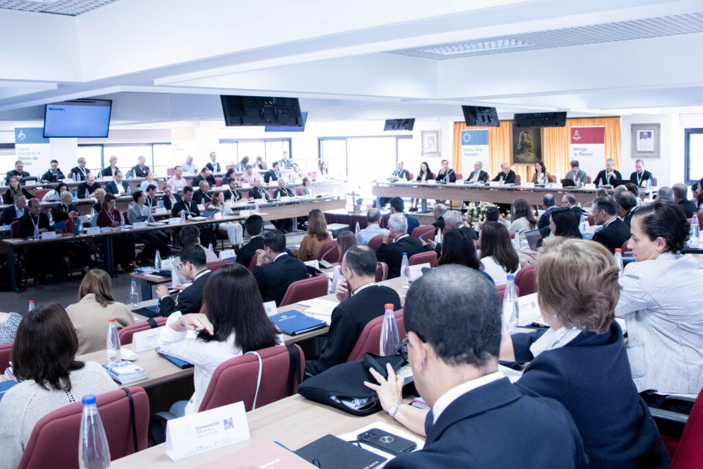 El aula capitular durante una de las primeras sesiones de la Convención General