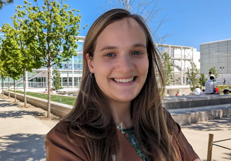 Victoria Backstrom, consagrada del Regnum Christi