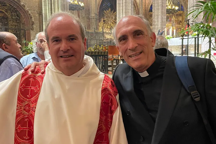 Rafa, con el P. Manuel Aromir, LC