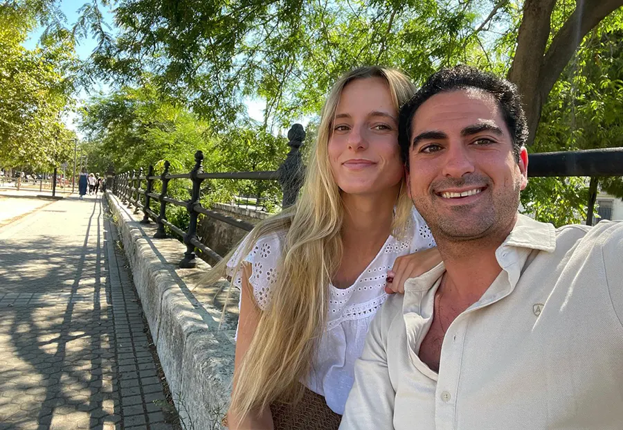 Carmen y Leopoldo novios en Yiós