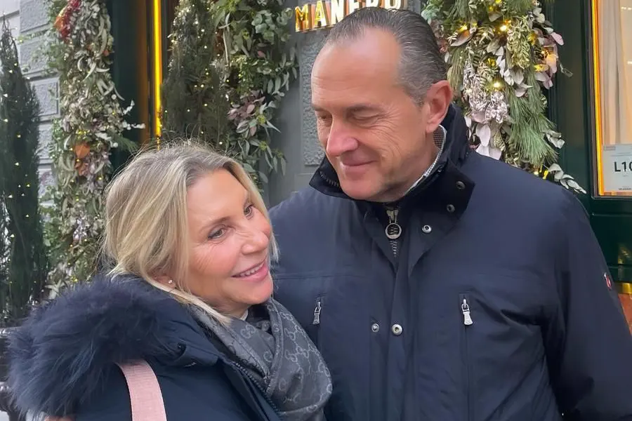 Paloma y Vicente, Sponsus Valencia