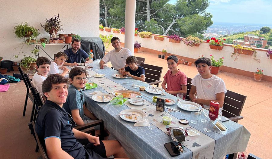 Los chicos que hicieron la Alianza en el ECYD, en la convivencia de preparación