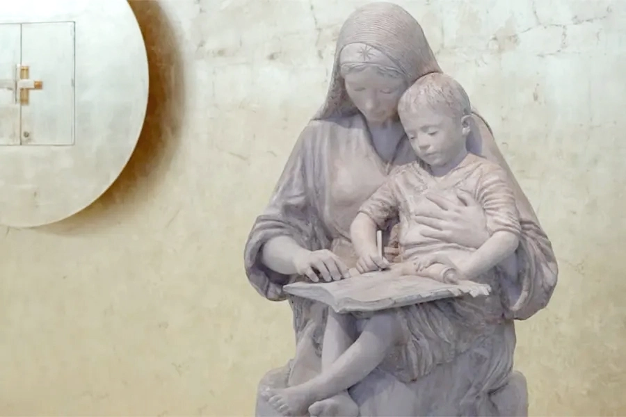 Sedes Sapientae de Javier Viver en la Universidad Francisco de Vitoria