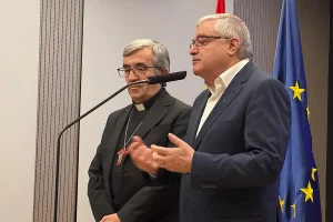 Ambientes Seguros | Las víctimas de abusos de casos prescritos dispondrán de una nueva vía para su reparación integral gracias al acuerdo de la Iglesia y el Gobierno